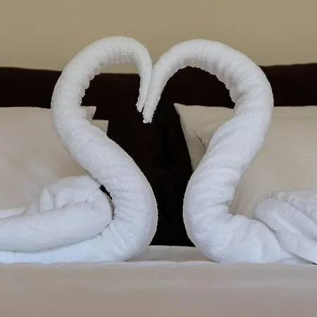 Maisonette With Exclusive Private Parking فيلة *