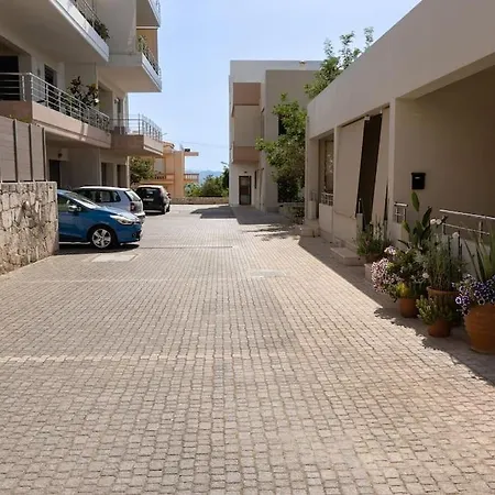 Maisonette With Exclusive Private Parking Βίλα