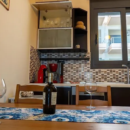 Maisonette With Exclusive Private Parking