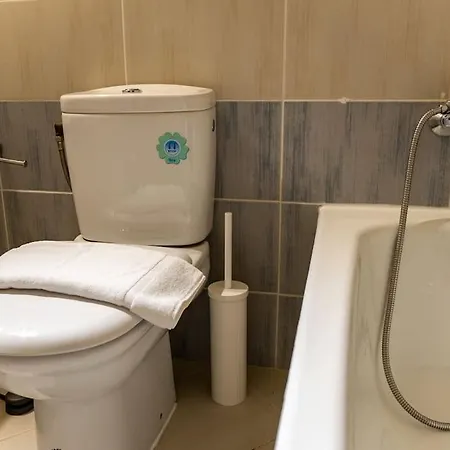 Maisonette With Exclusive Private Parking فيلة *