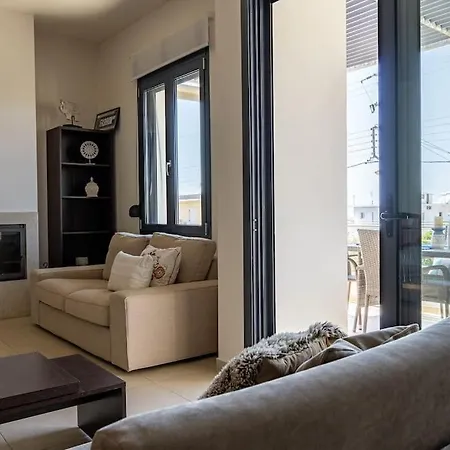 Maisonette With Exclusive Private Parking Chania (Crete)