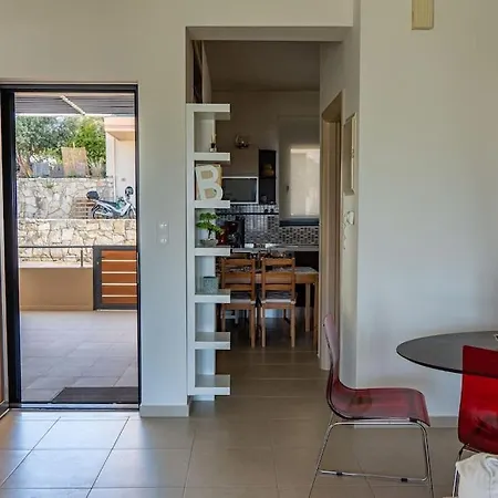 Villa Maisonette With Exclusive Private Parking