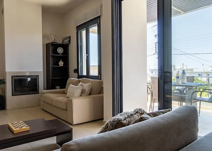 Maisonette With Exclusive Private Parking La Canée