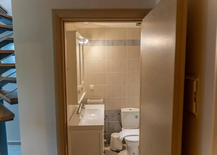 Maisonette With Exclusive Private Parking Villa La Canée