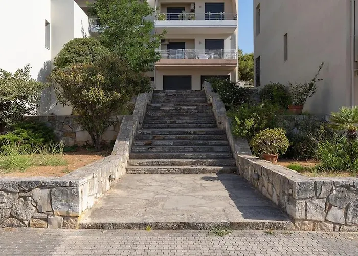 Villa Maisonette With Exclusive Private Parking *