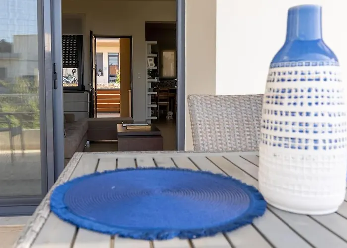 Villa Maisonette With Exclusive Private Parking *